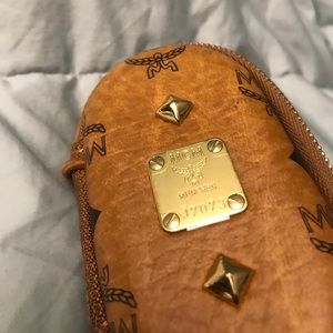 MCM X BEATS Earbud case